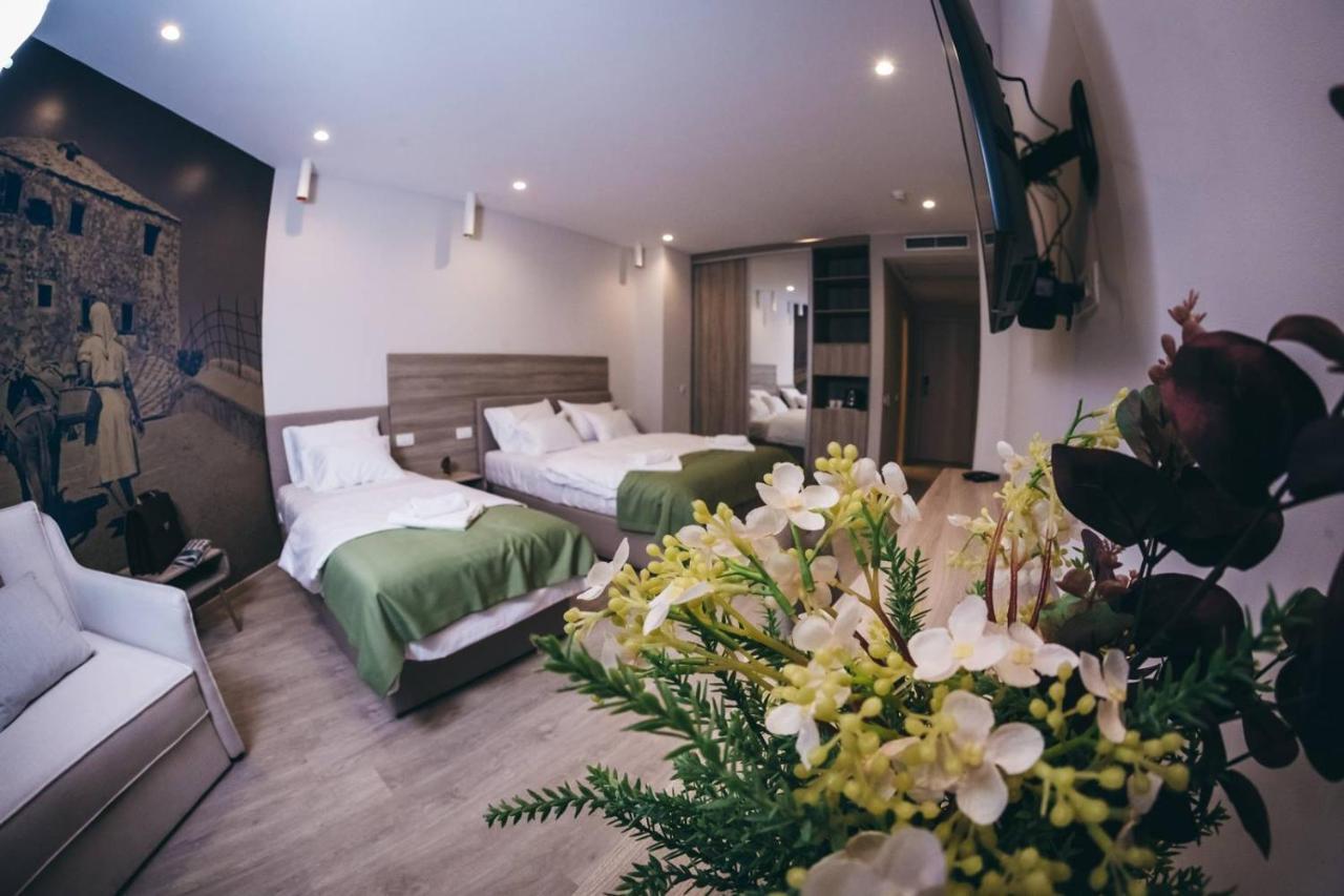 Hotel Verso Mostar Bagian luar foto