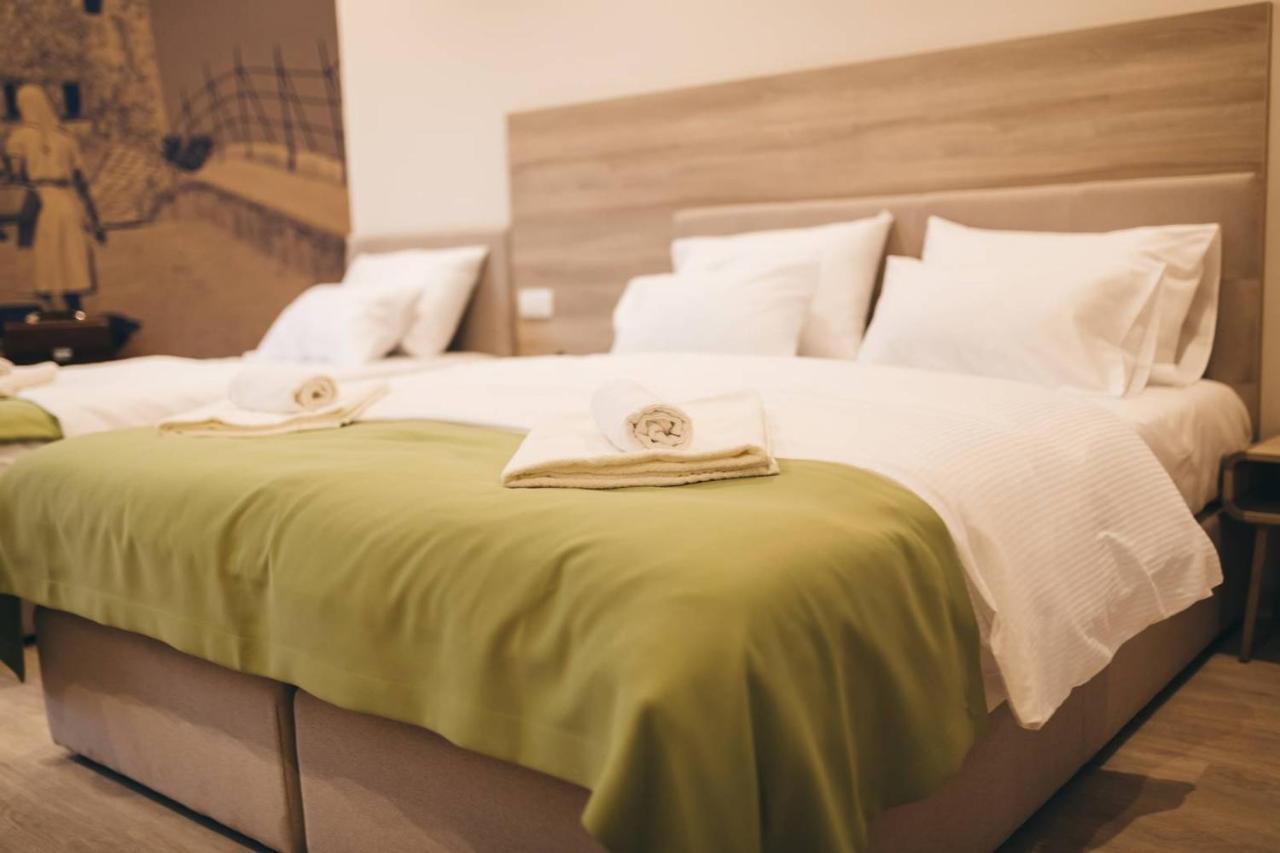 Hotel Verso Mostar Bagian luar foto