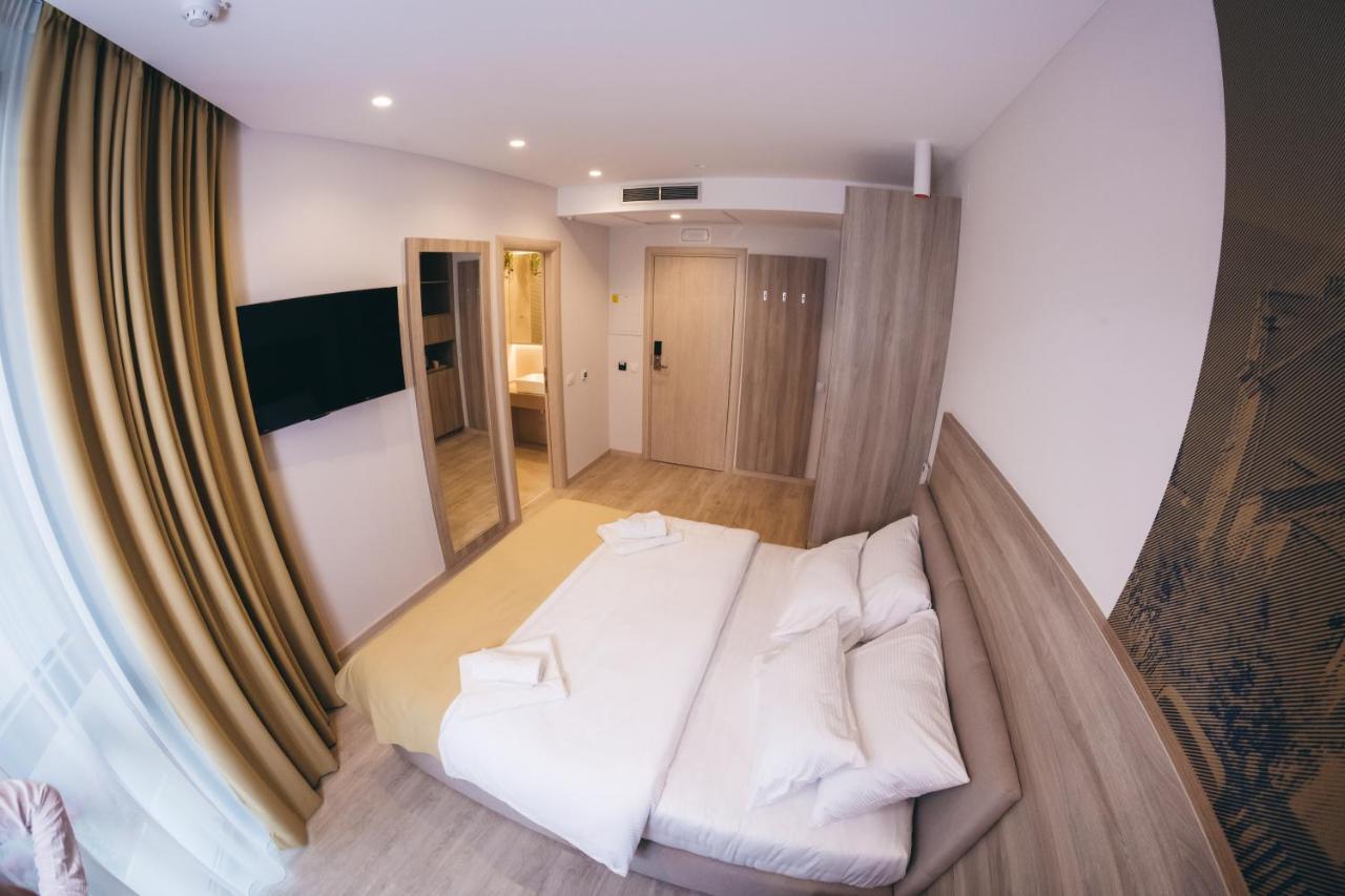 Hotel Verso Mostar Bagian luar foto